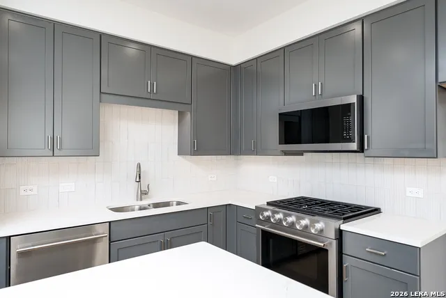414 SANTA CLARA PL San Antonio, TX 78210
