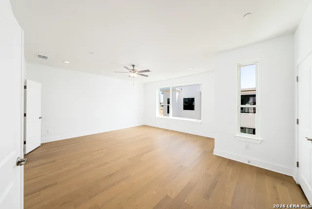 414 SANTA CLARA PL San Antonio, TX 78210