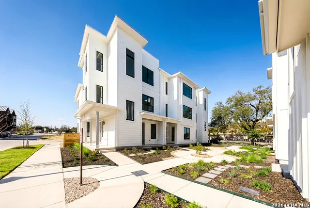 414 SANTA CLARA PL San Antonio, TX 78210