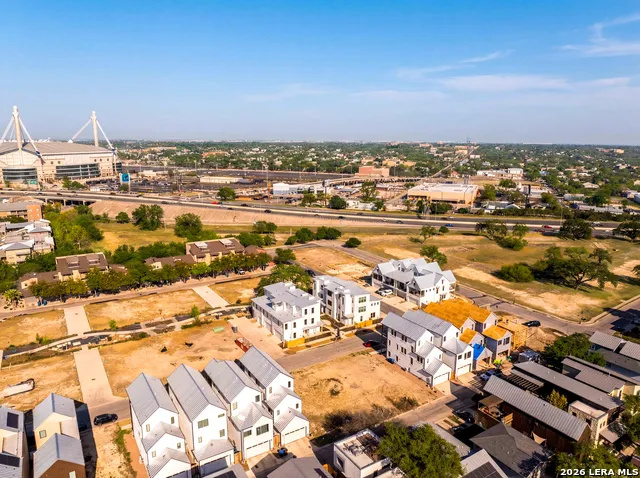 414 SANTA CLARA PL San Antonio, TX 78210