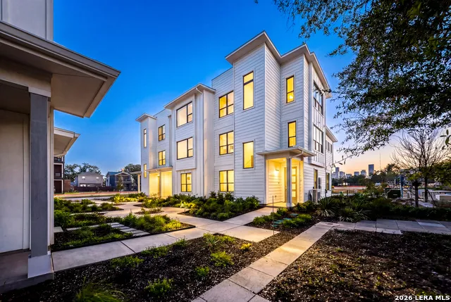 414 SANTA CLARA PL San Antonio, TX 78210