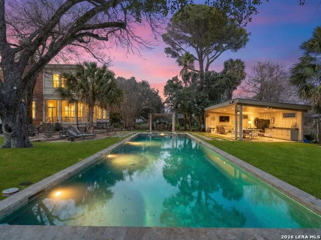 372 Magazine Ave New Braunfels, TX 78130