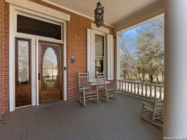 372 Magazine Ave New Braunfels, TX 78130