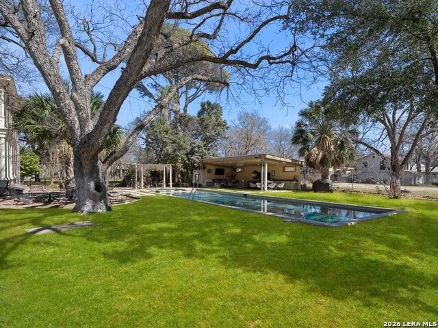 372 Magazine Ave New Braunfels, TX 78130