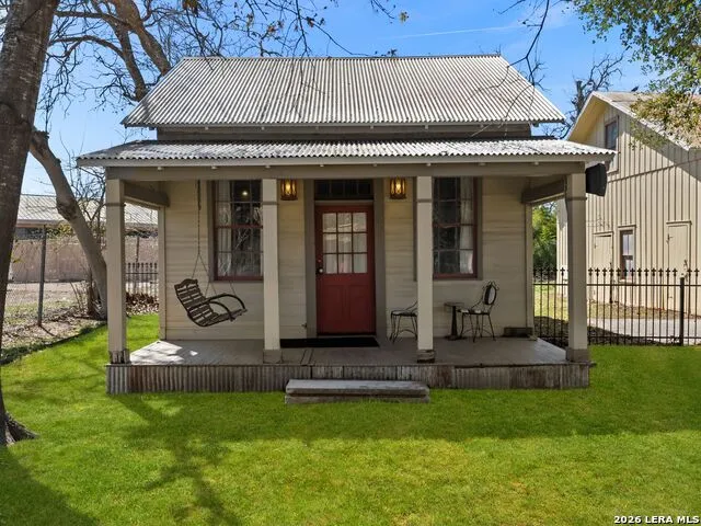 372 Magazine Ave New Braunfels, TX 78130