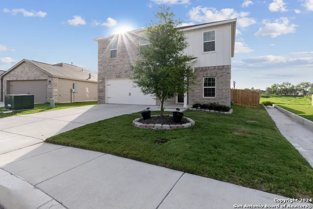 15406 Escalante Pass Von Ormy, TX 78073