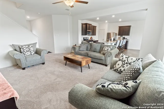 15406 Escalante Pass Von Ormy, TX 78073