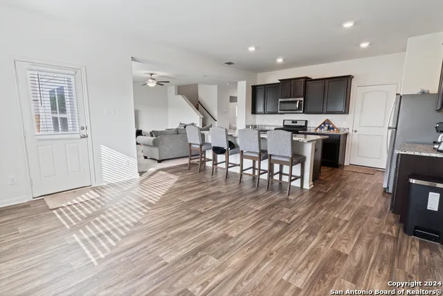 15406 Escalante Pass Von Ormy, TX 78073