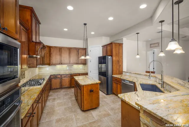 1208 Decanter Dr. New Braunfels, TX 78132