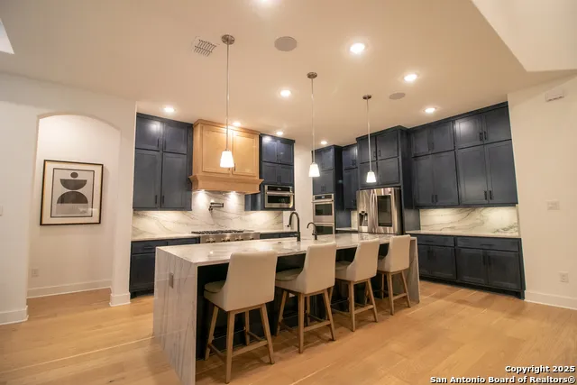 7302 Cresta Bulivar San Antonio, TX 78256