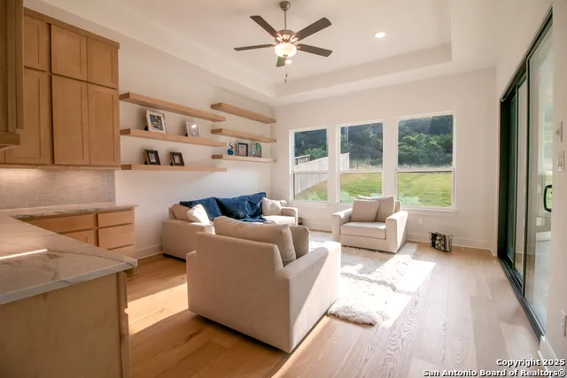7302 Cresta Bulivar San Antonio, TX 78256