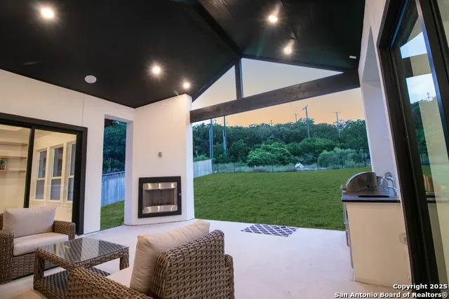 7302 Cresta Bulivar San Antonio, TX 78256