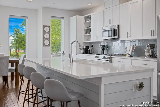 102 Tendick # 902 #UNIT 902 San Antonio, TX 78209