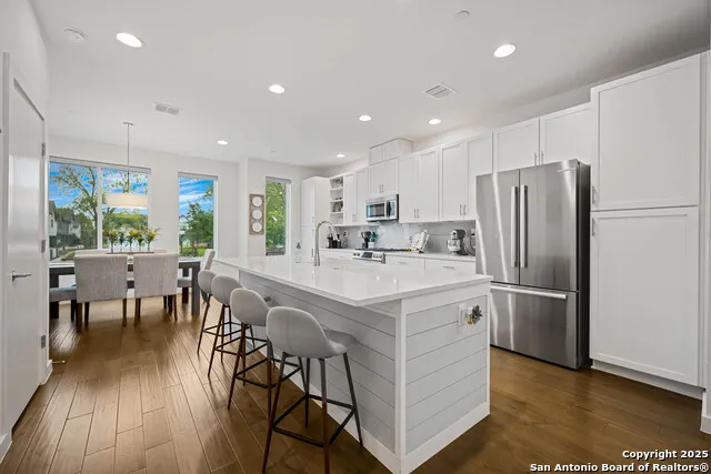 102 Tendick # 902 #UNIT 902 San Antonio, TX 78209