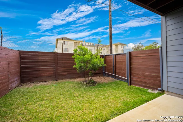 102 Tendick # 902 #UNIT 902 San Antonio, TX 78209