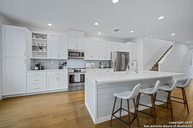 102 Tendick # 902 #UNIT 902 San Antonio, TX 78209