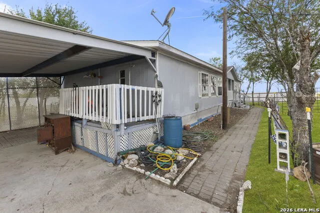 2490 Schwab Seguin, TX 78155