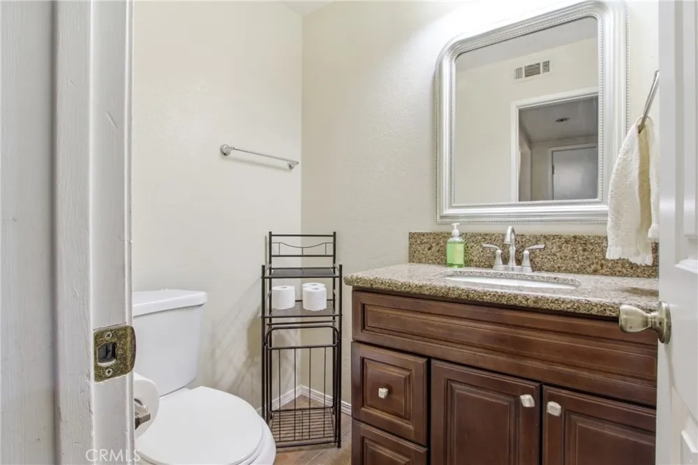 25636 Sharp Dr #E Hemet, CA 92544