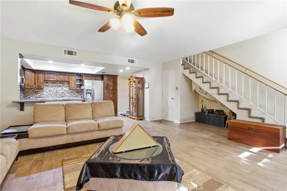 25636 Sharp Dr #E Hemet, CA 92544