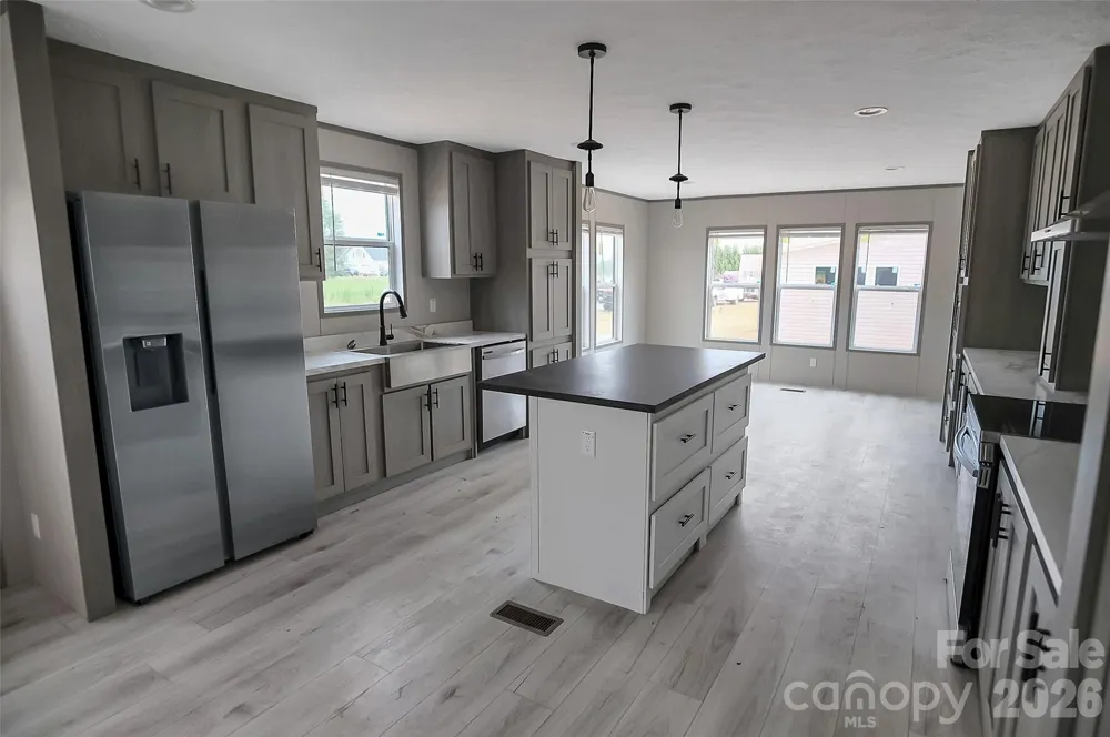 805 Eagle View Lane Lawndale, NC 28090