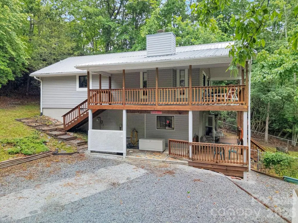 108 Easy Street Cedar Mountain, NC 28718