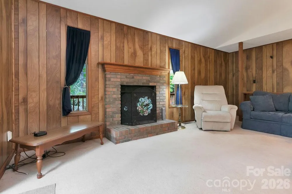 108 Easy Street Cedar Mountain, NC 28718