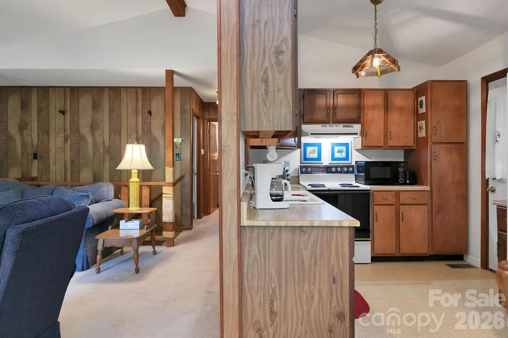 108 Easy Street Cedar Mountain, NC 28718