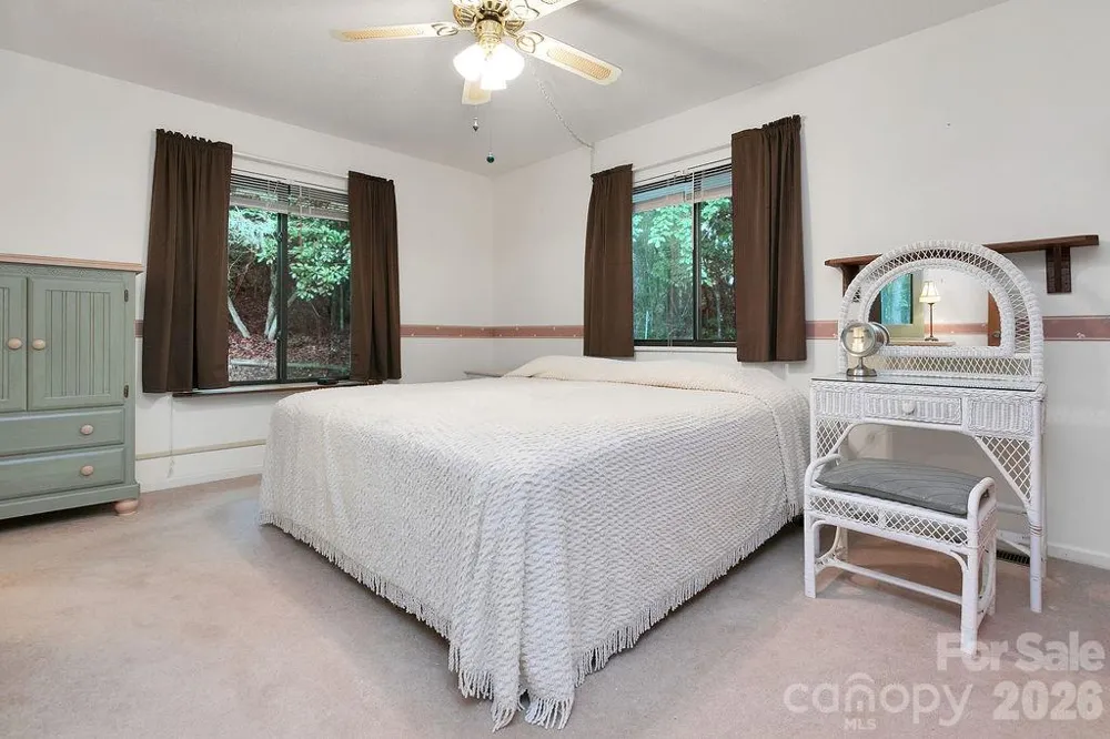 108 Easy Street Cedar Mountain, NC 28718