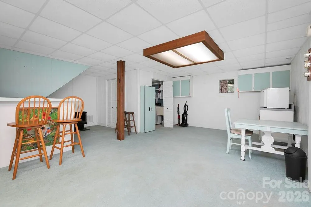 108 Easy Street Cedar Mountain, NC 28718