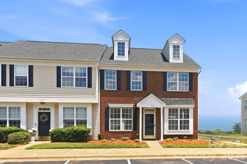 7593 Bluff Point Lane Denver, NC 28037