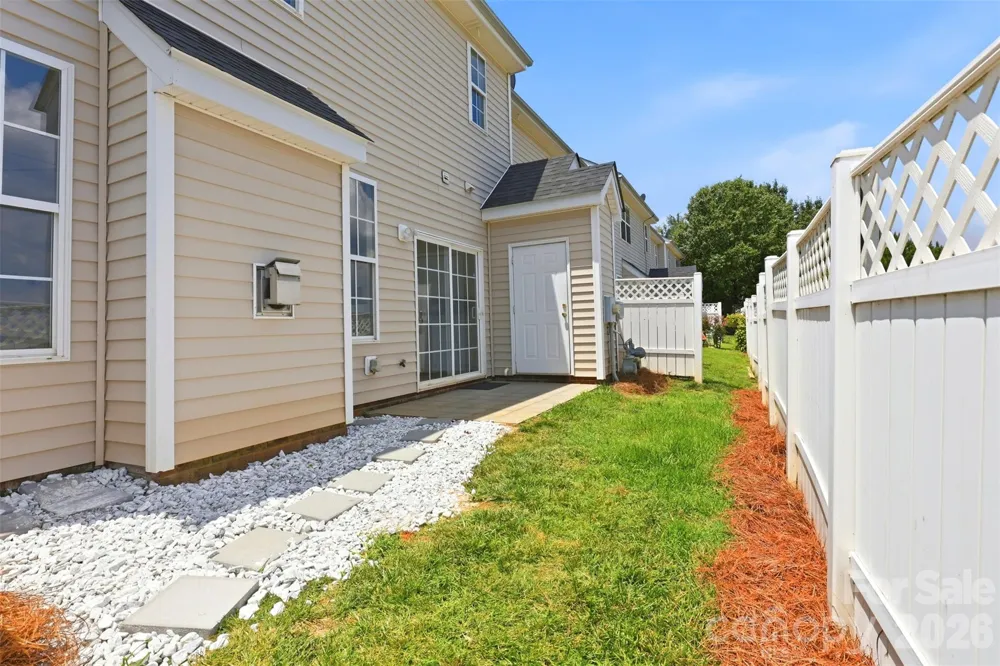 7593 Bluff Point Lane Denver, NC 28037