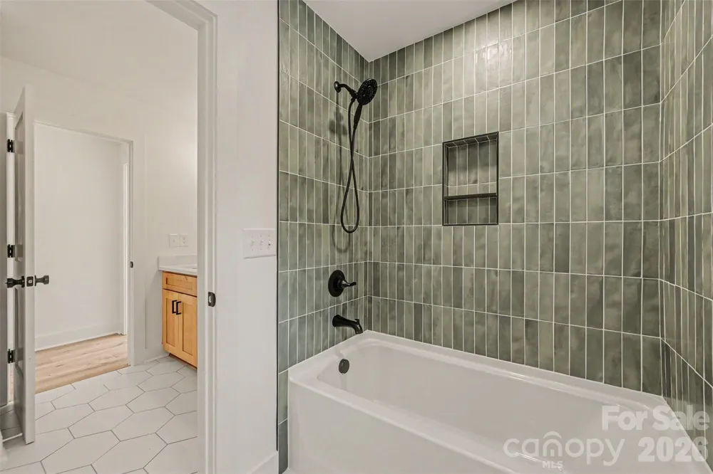 401 7th Street NE Conover, NC 28613