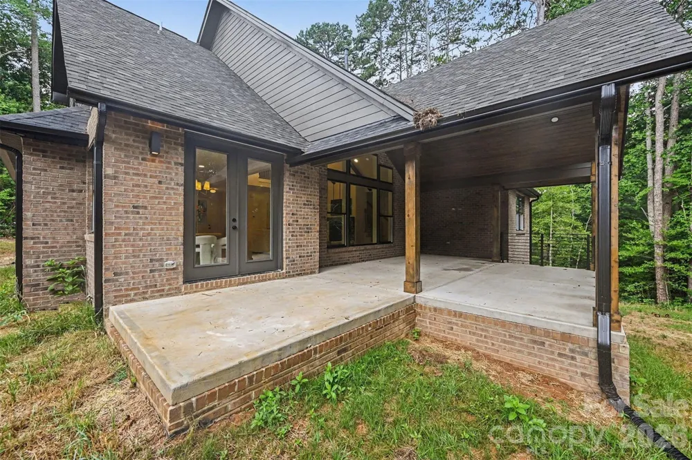 401 7th Street NE Conover, NC 28613