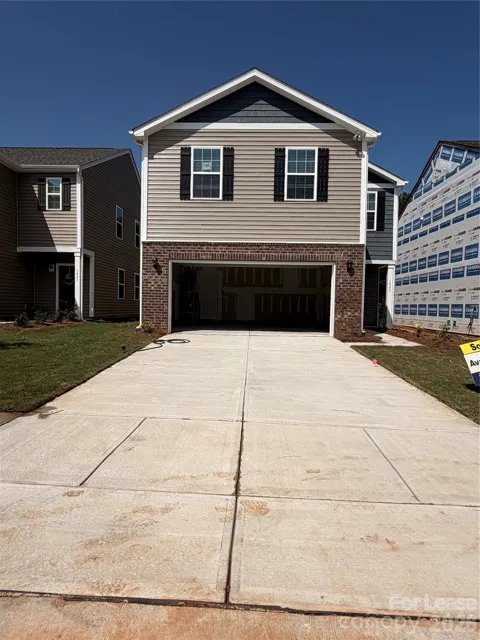 1423 Mammoth Road