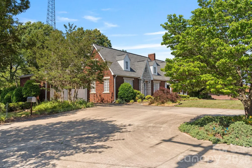 4255 NC Hwy 24/27 Highway E Midland, NC 28107