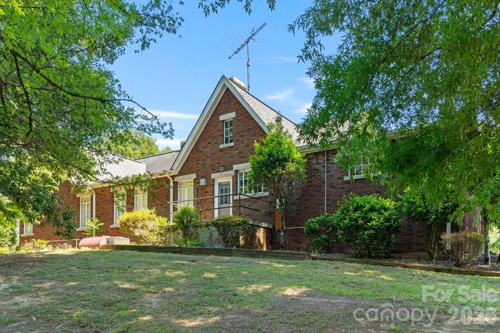 4255 NC Hwy 24/27 Highway E Midland, NC 28107