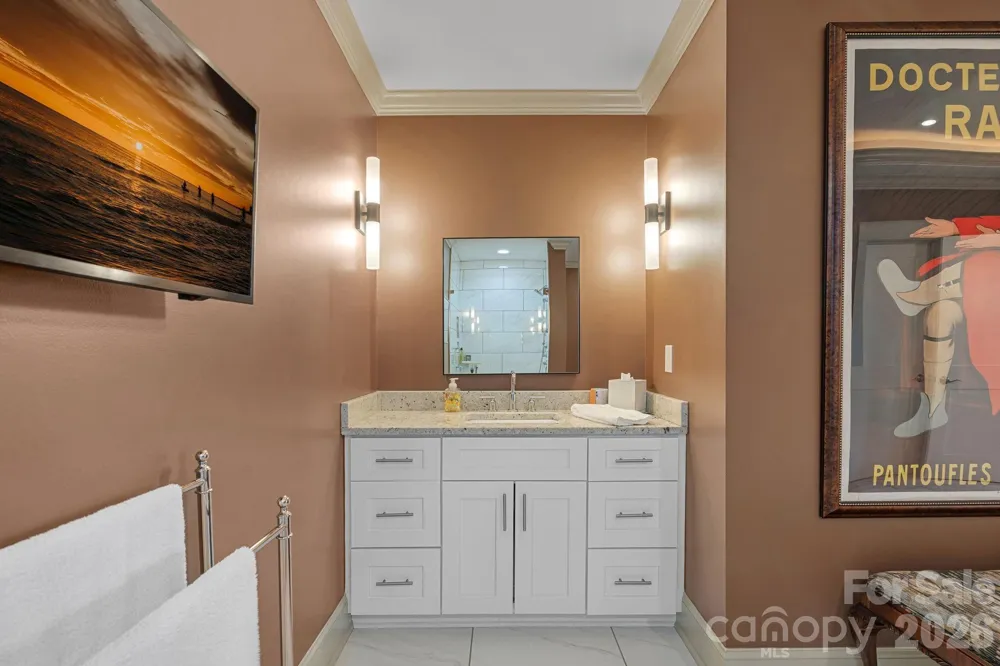 473 S Main Street Davidson, NC 28036