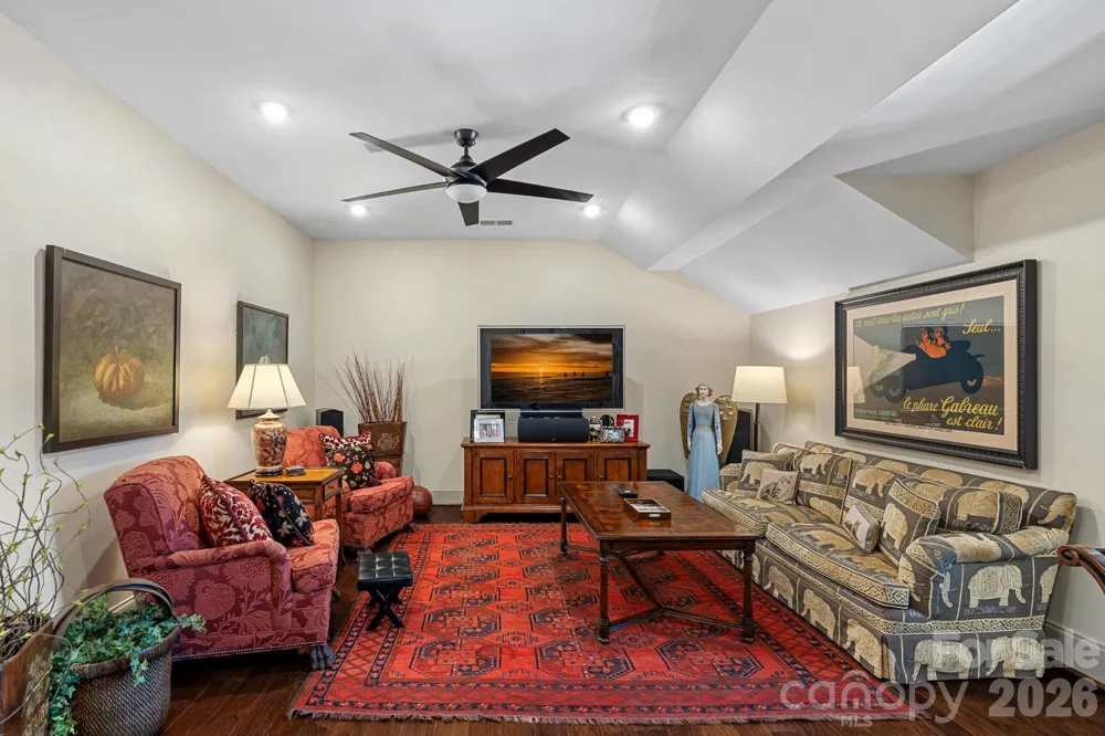 473 S Main Street Davidson, NC 28036