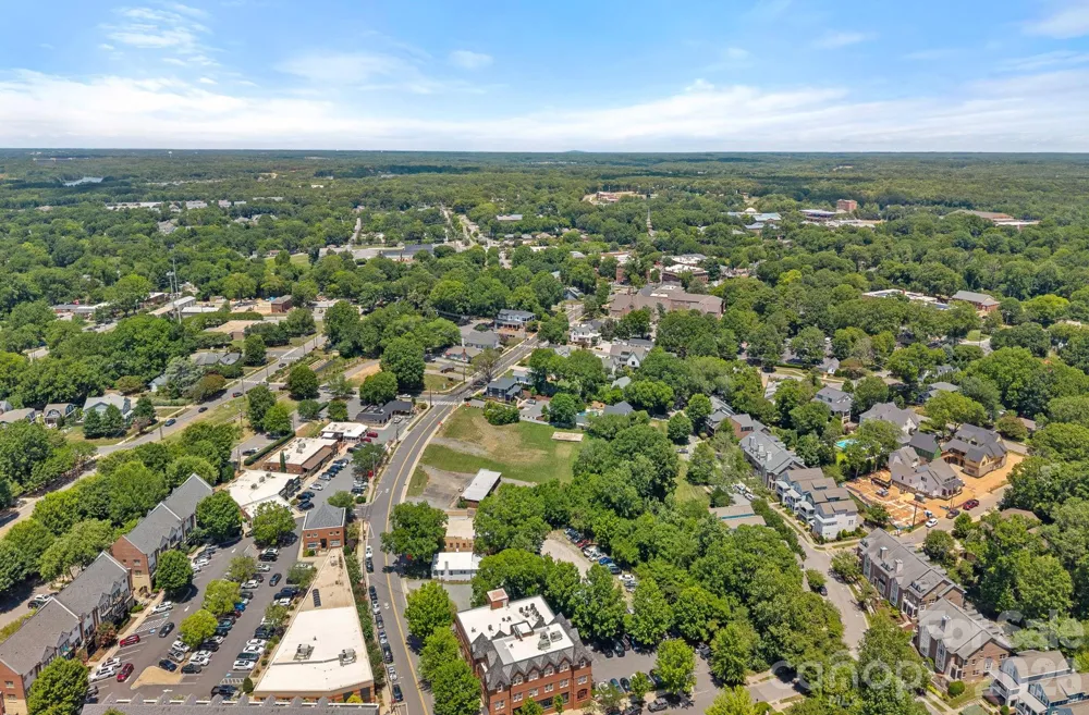 473 S Main Street Davidson, NC 28036