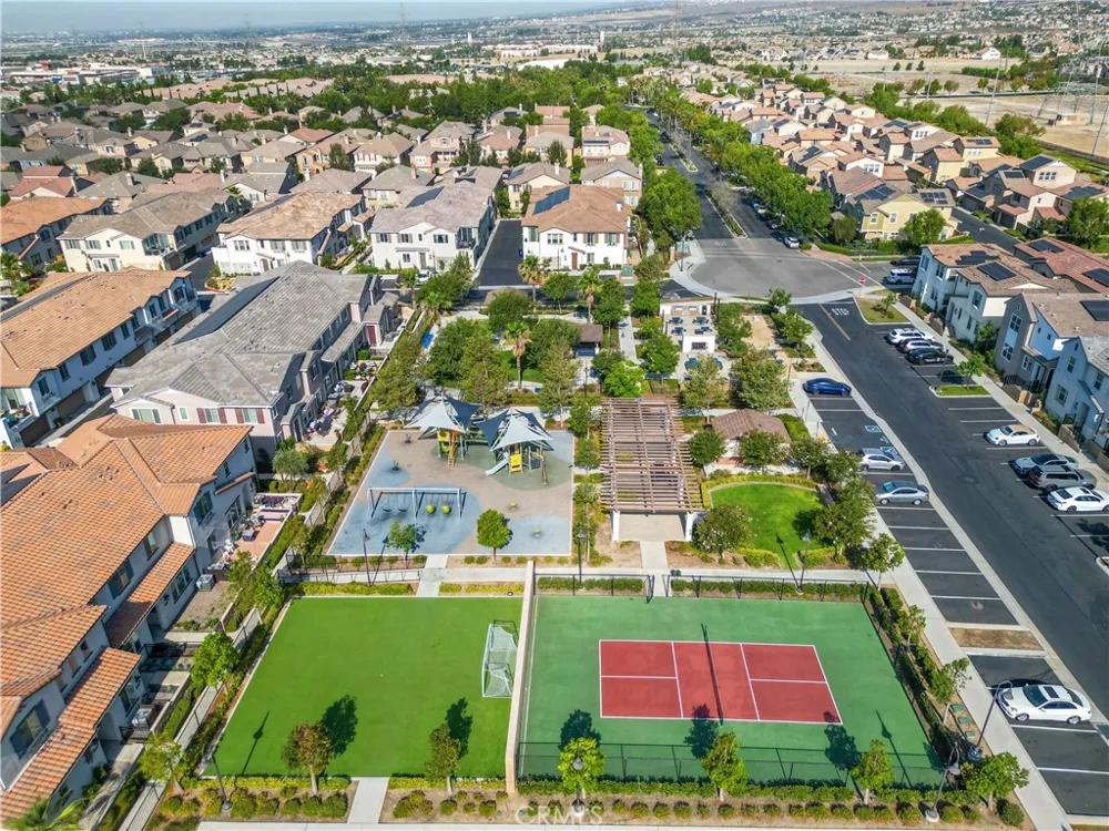15901 Stresa Lane #7 Fontana, CA 92336