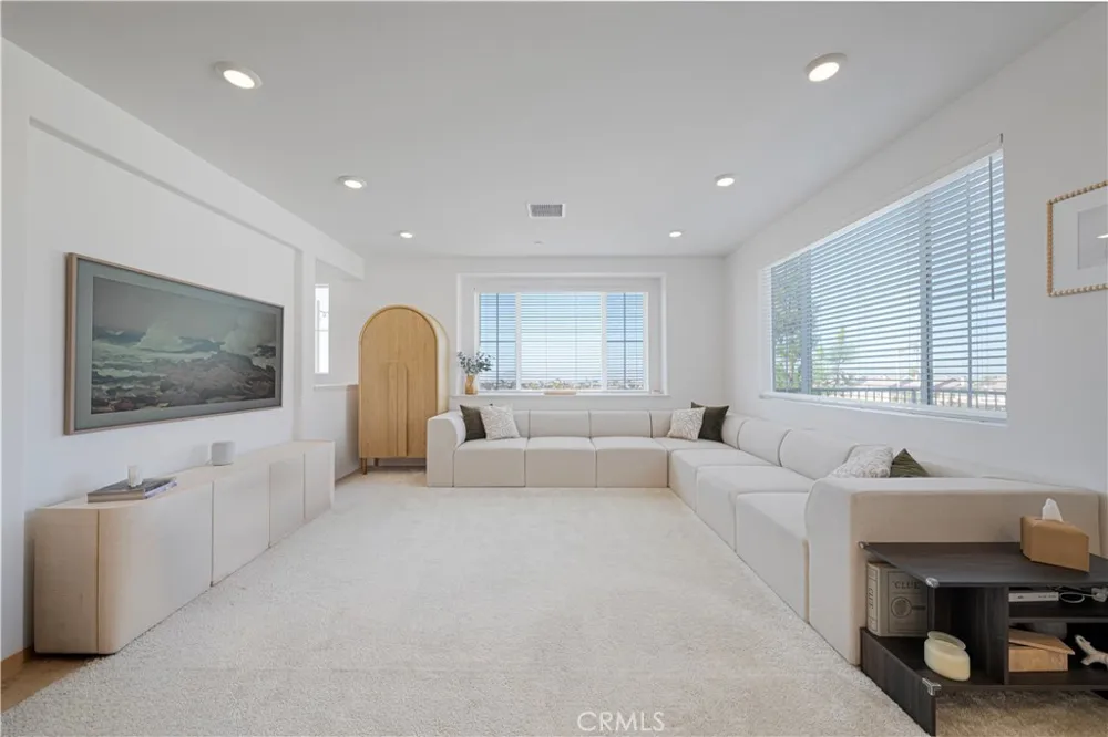 15901 Stresa Lane #7 Fontana, CA 92336