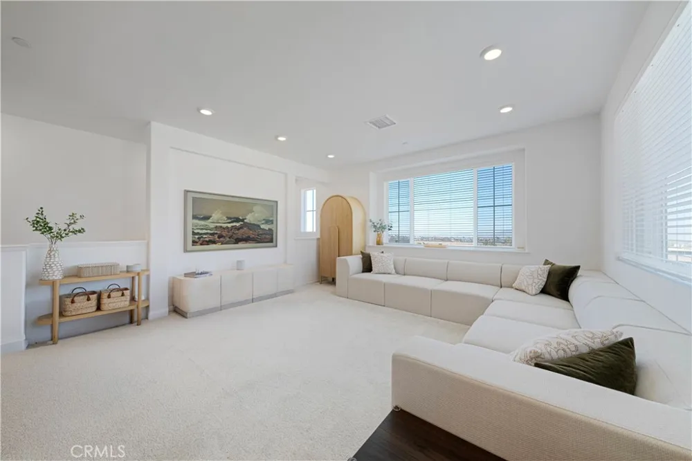 15901 Stresa Lane #7 Fontana, CA 92336