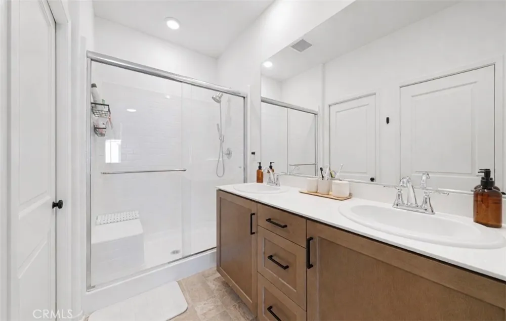 15901 Stresa Lane #7 Fontana, CA 92336