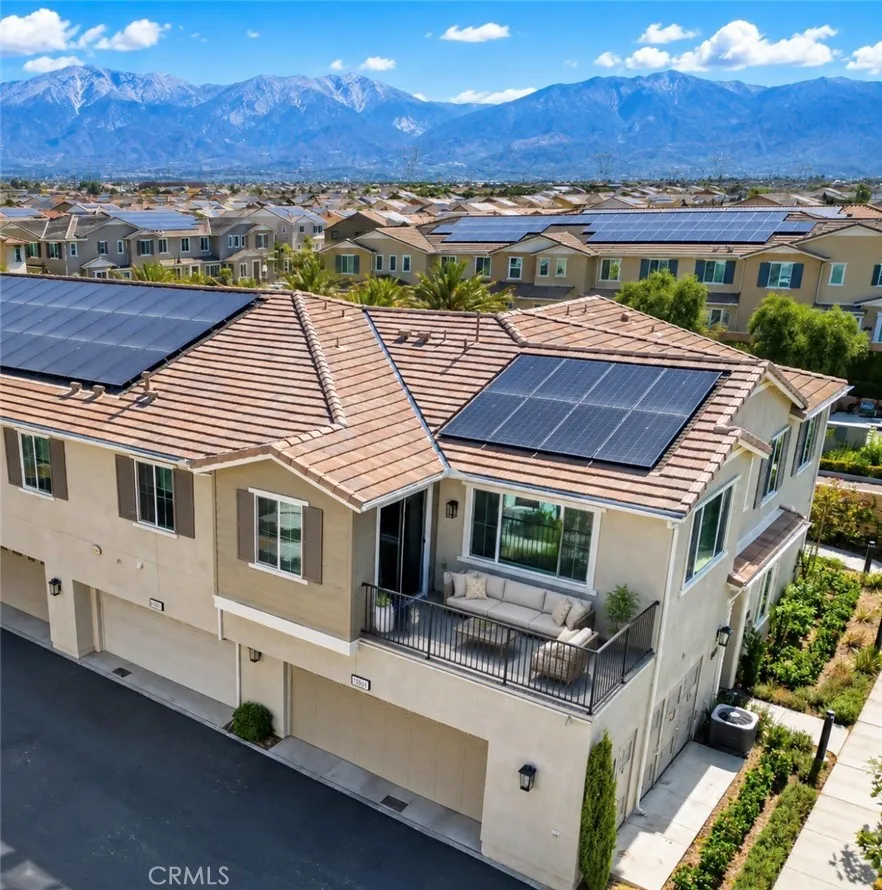 15901 Stresa Lane #7 Fontana, CA 92336