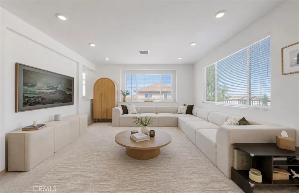 15901 Stresa Lane #7 Fontana, CA 92336
