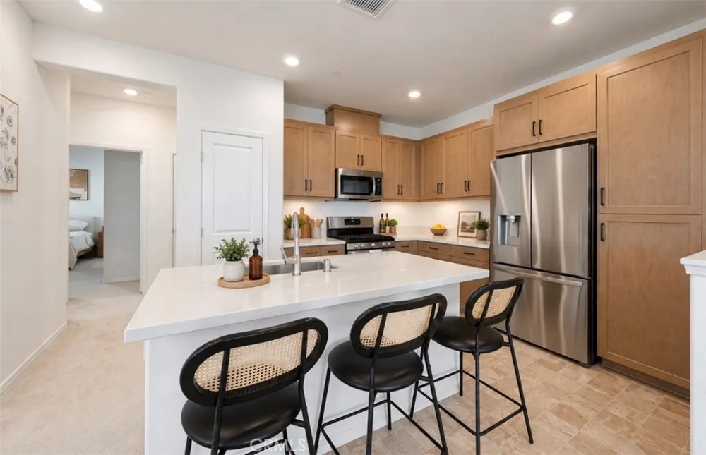 15901 Stresa Lane #7 Fontana, CA 92336