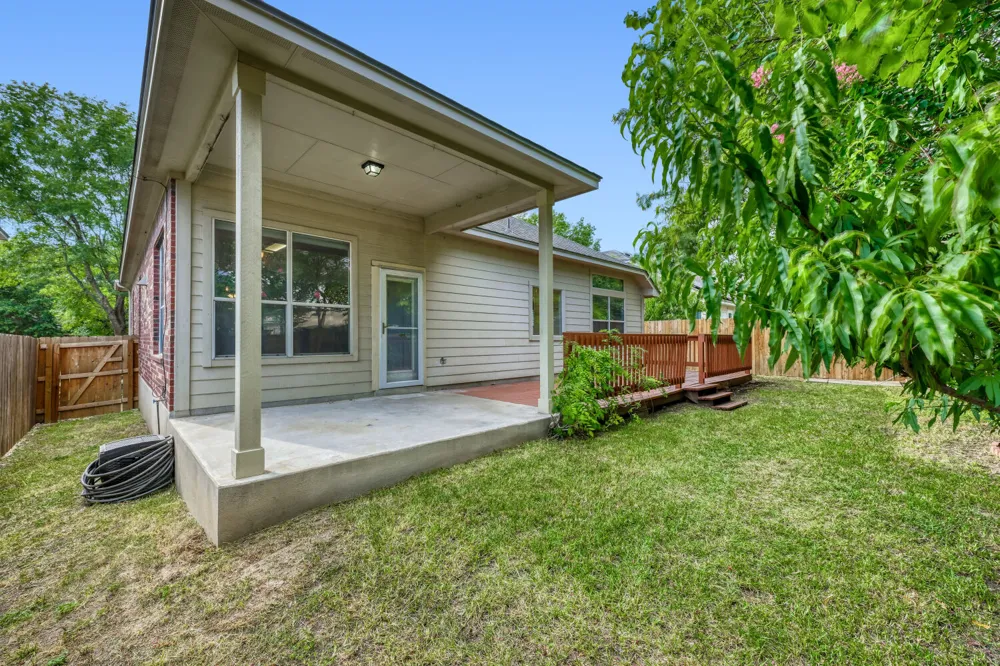 10013 Isle Royale Way Austin, TX 78747
