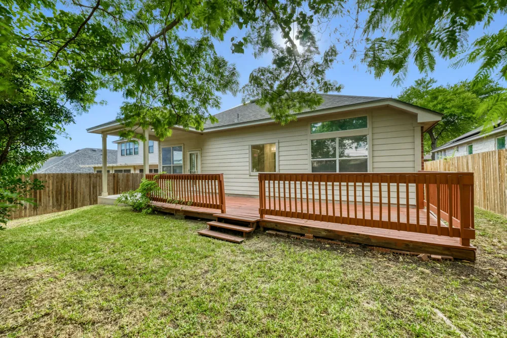 10013 Isle Royale Way Austin, TX 78747