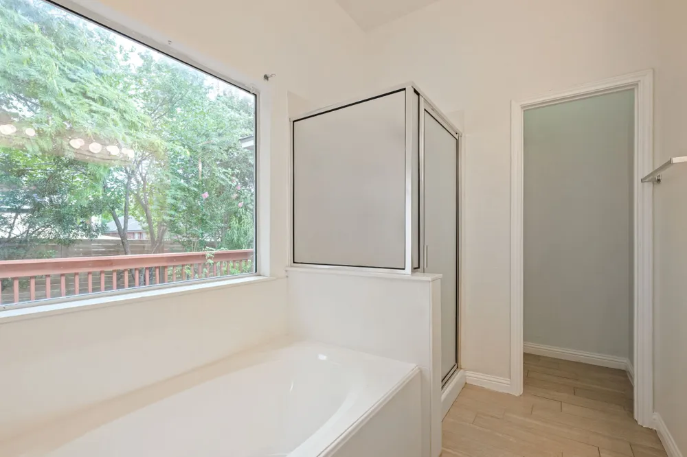 10013 Isle Royale Way Austin, TX 78747