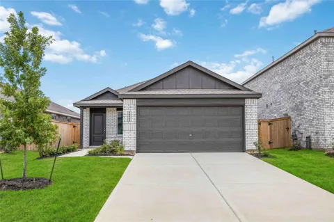 16842 Spotted Oak Drive